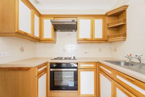 KITCHEN- click for photo gallery